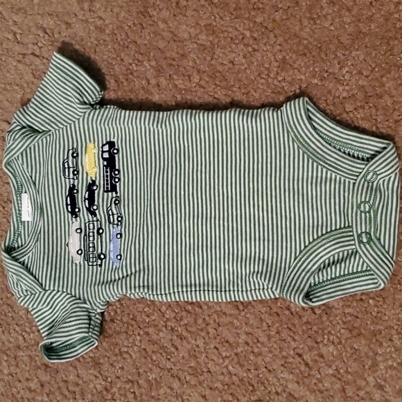Carter's Infant Boy's Bodysuits Size Newborn 5 pc. Set - Picture 6 of 11
